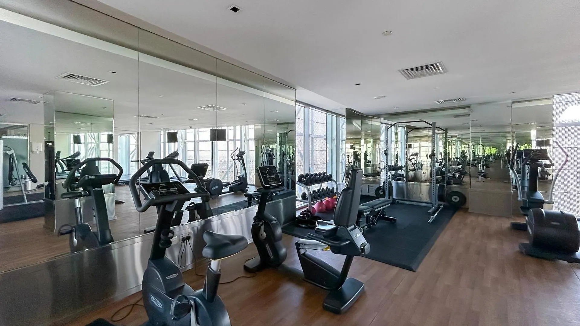公寓 迪拜Luxury Living In Matrix Tower Near Sports Hub公寓